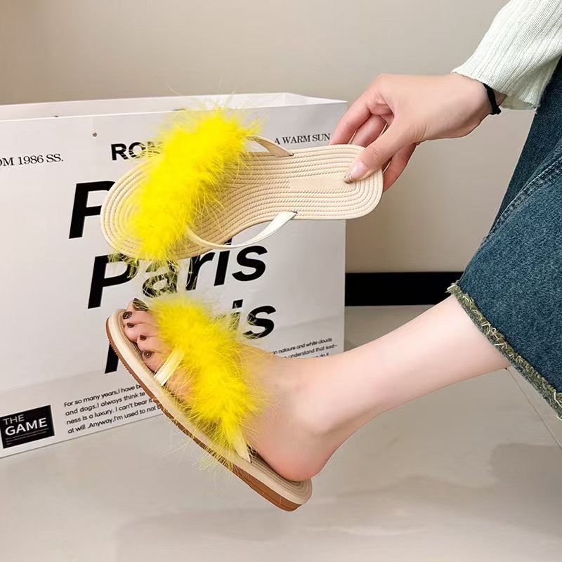 Home Decor Trend 2026 - شباشب صيفية ناعمة ومريحة للنساء، مزينة