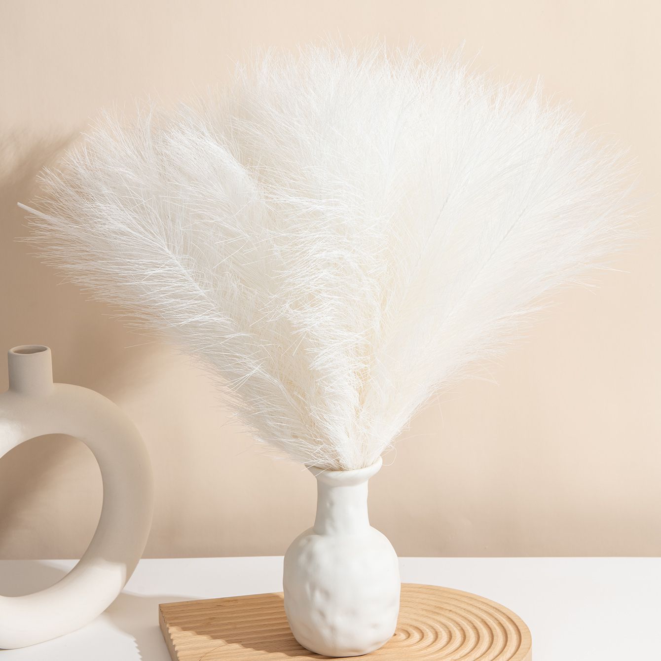 نباتات اصطناعية من عشب البامبا - مراجعة Pampas Grass Decor وسعره
