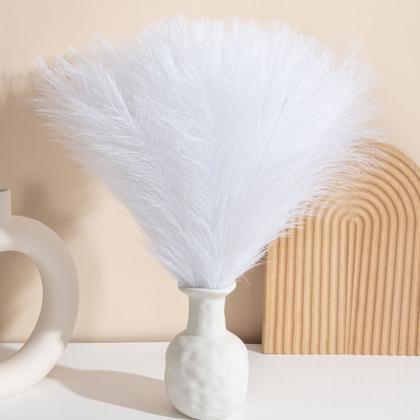 نباتات اصطناعية من عشب البامبا - مراجعة Pampas Grass Decor وسعره